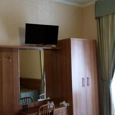 Ξενοδοχείο Teti 2*
